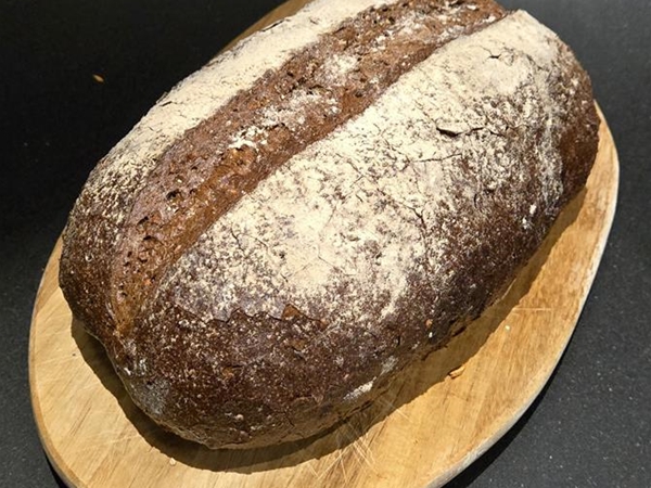 Desem brood